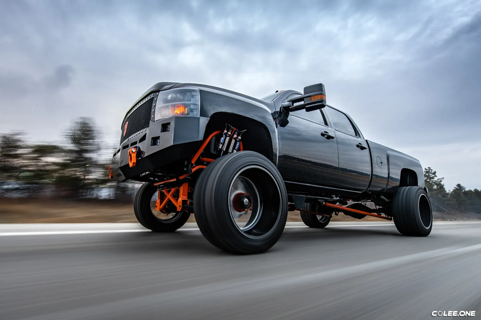 Colee.one — Automotive photography, image 26 of 57