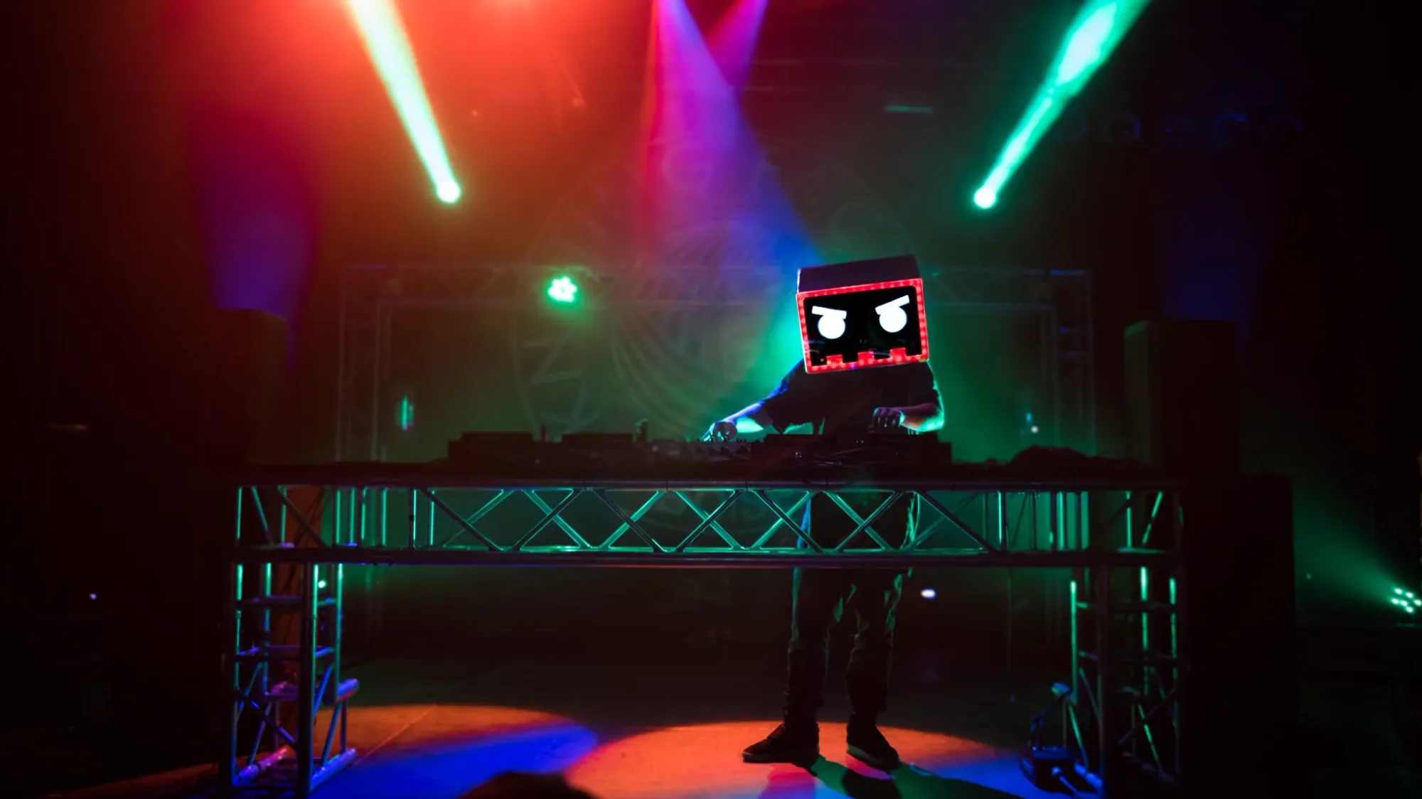Colee.one — Event Favorites photography, image 21 of 104