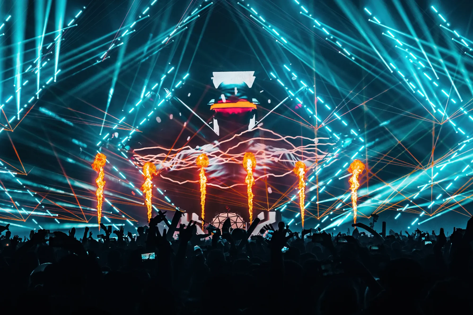 Colee.one — Event Favorites photography, image 81 of 104
