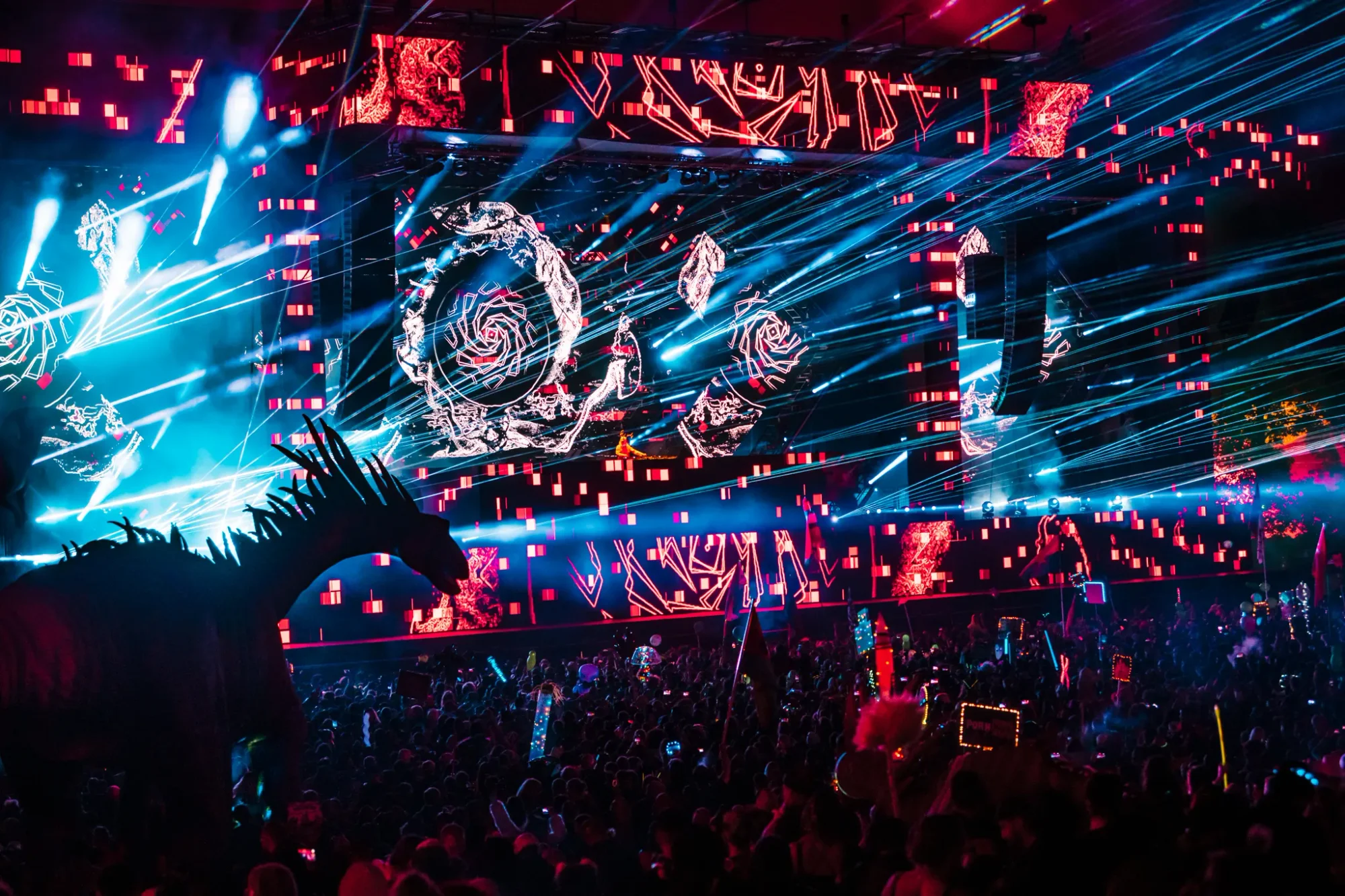 Colee.one — Lost Lands 2021 photography, image 74 of 359