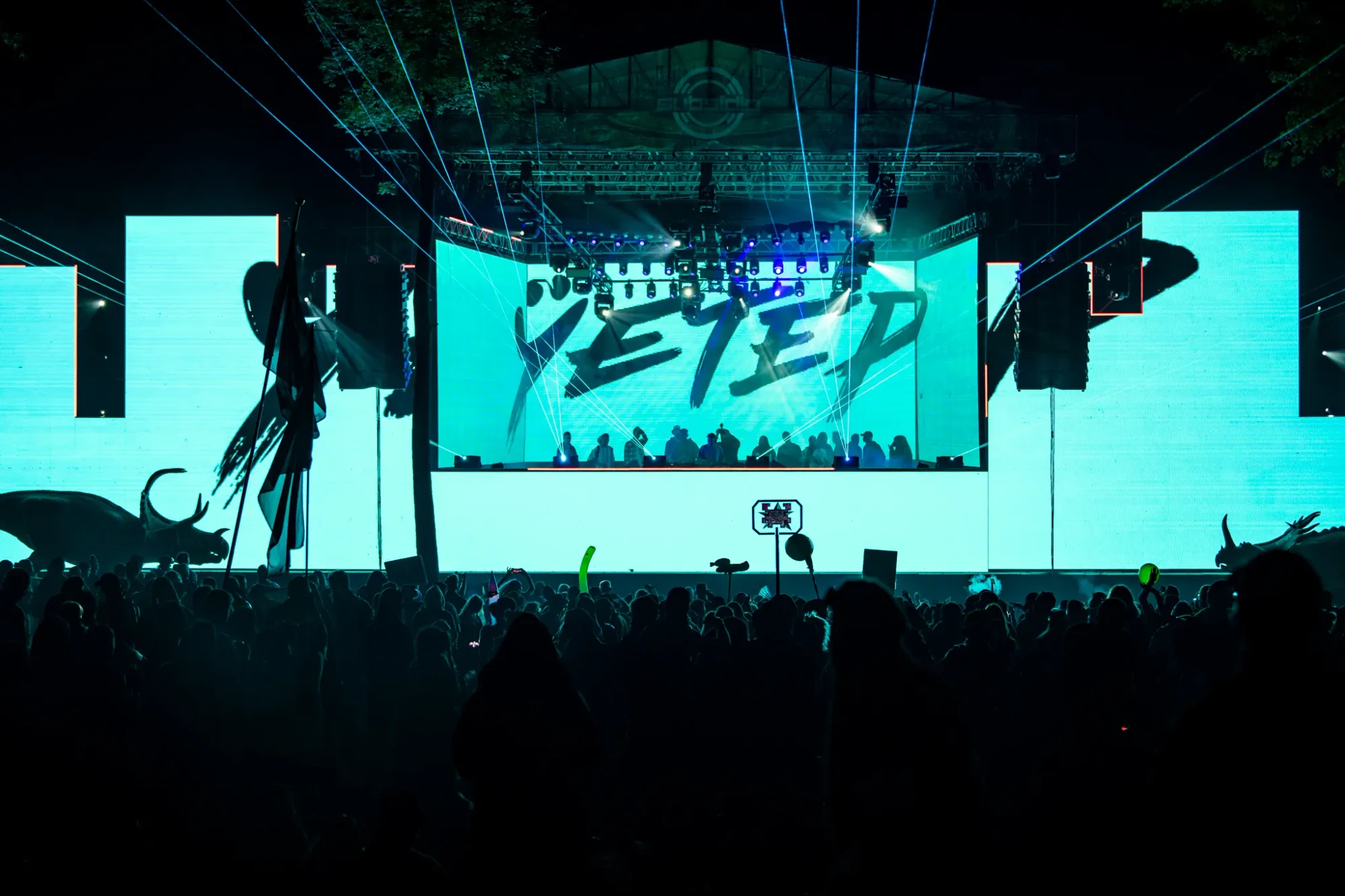 Colee.one — Lost Lands 2021 photography, image 103 of 359