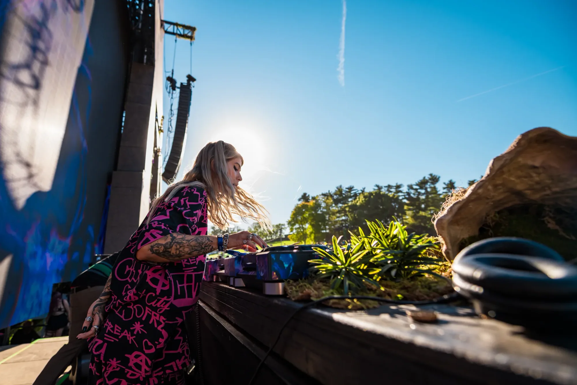 Colee.one — Lost Lands 2021 photography, image 141 of 359
