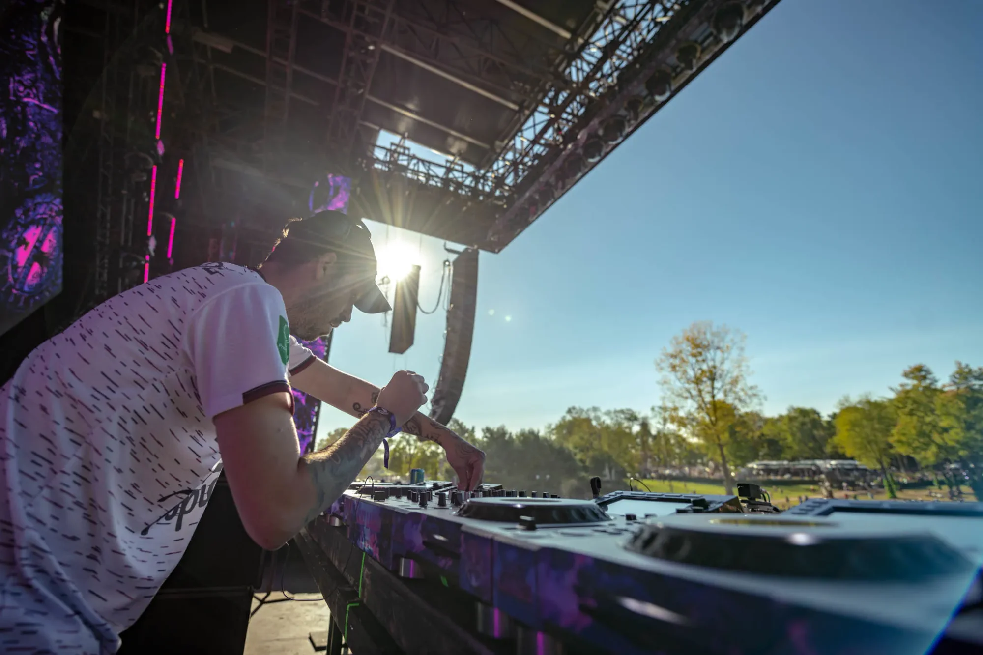 Colee.one — Lost Lands 2021 photography, image 225 of 359