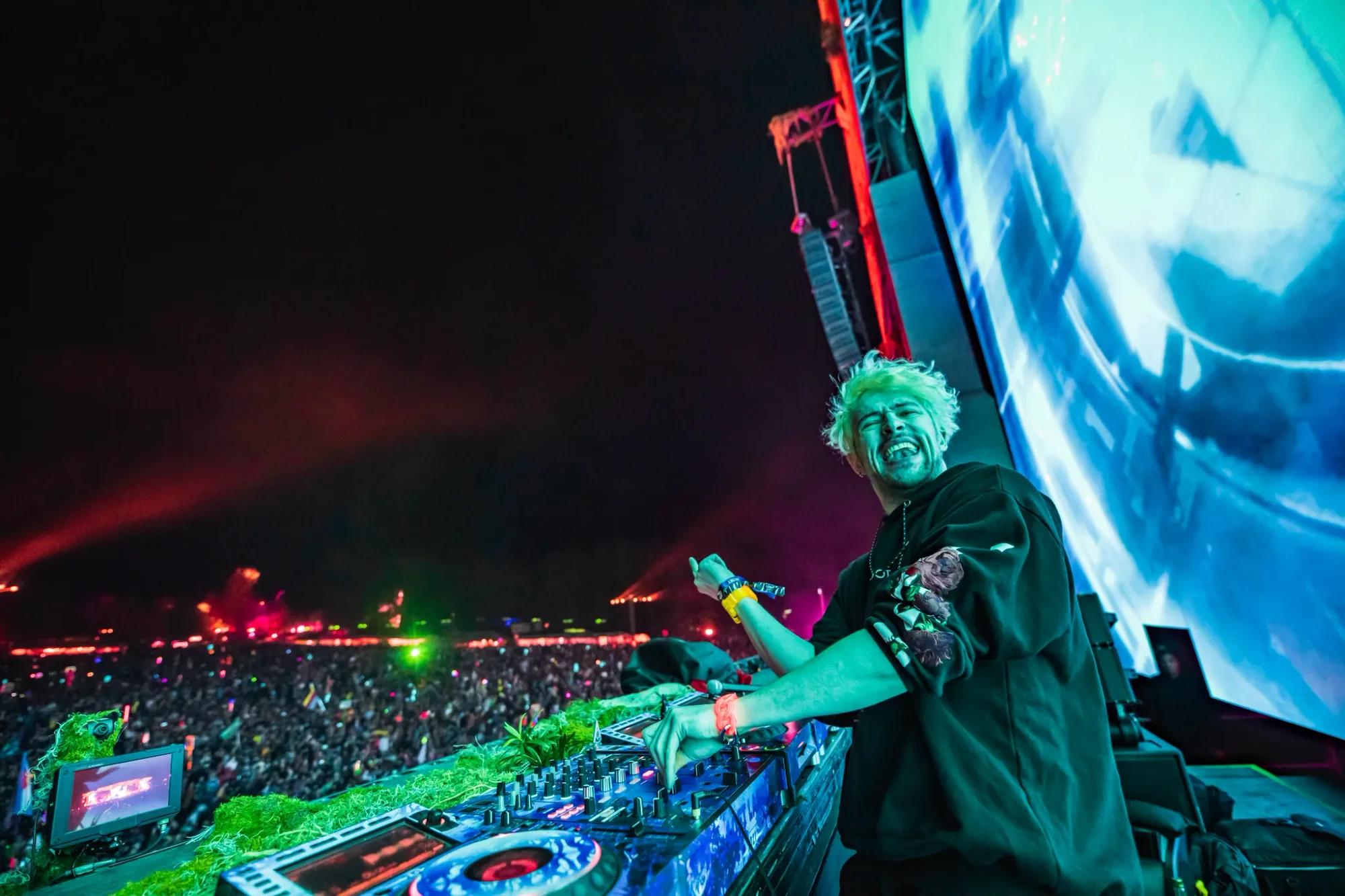 Colee.one — Lost Lands 2021 photography, image 281 of 359
