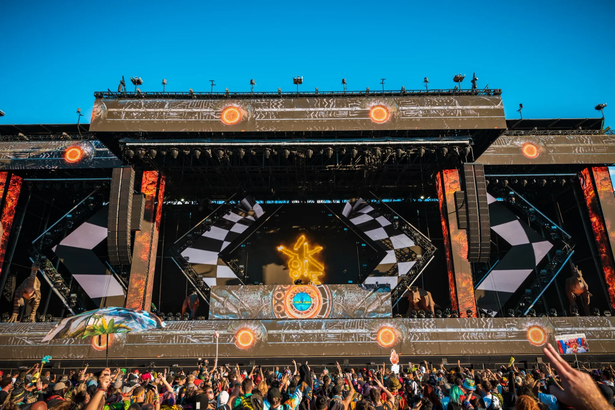 Colee.one — Lost Lands 2021 photography, image 358 of 359