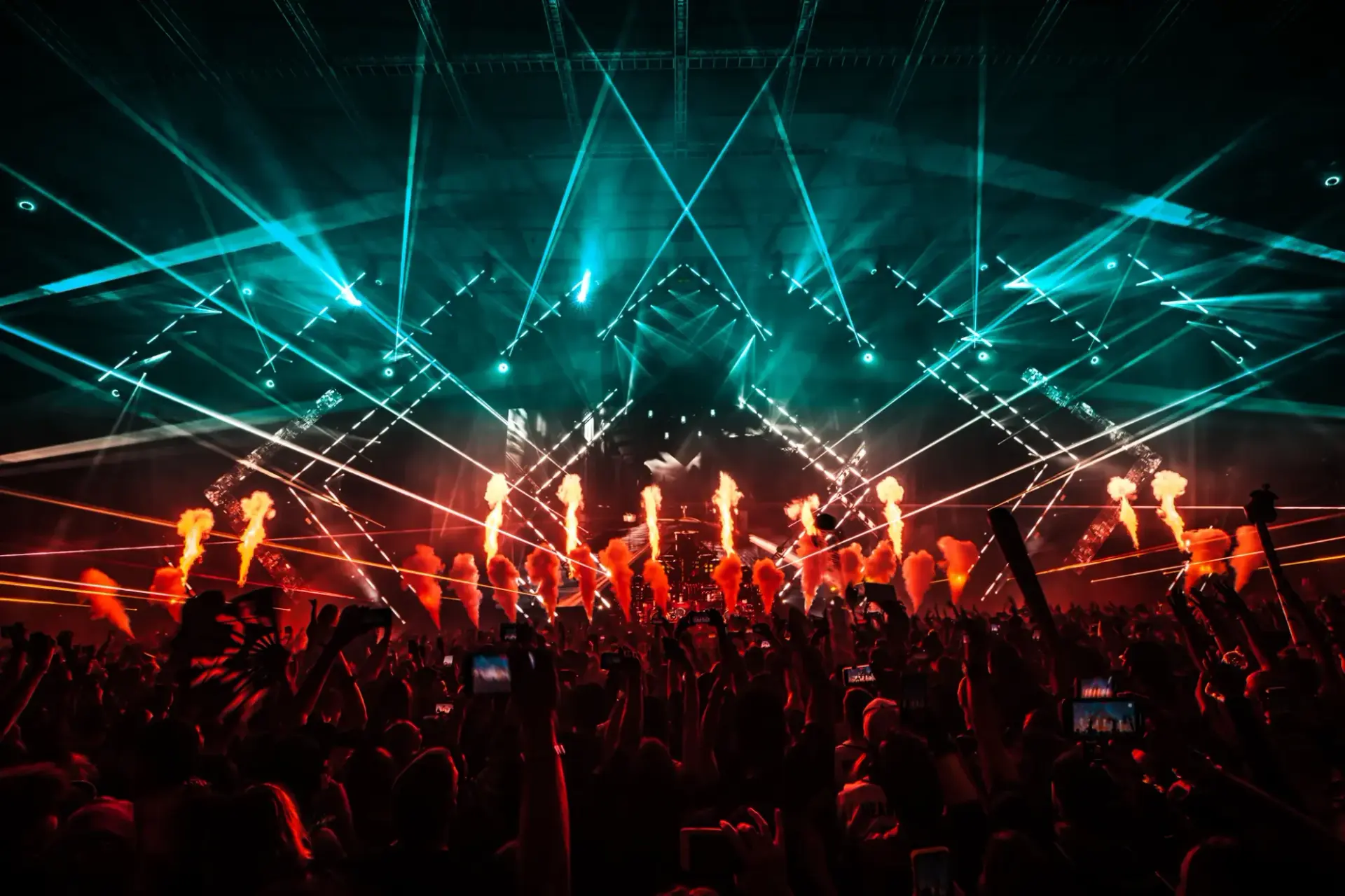 Photograph, Thunderdome 2022 at Tacoma Dome, Tacoma, Washington, image 27 of 145